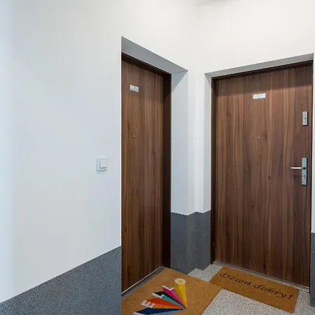 Lotnisko Chopina Stylish By Bookinghost 바르샤바